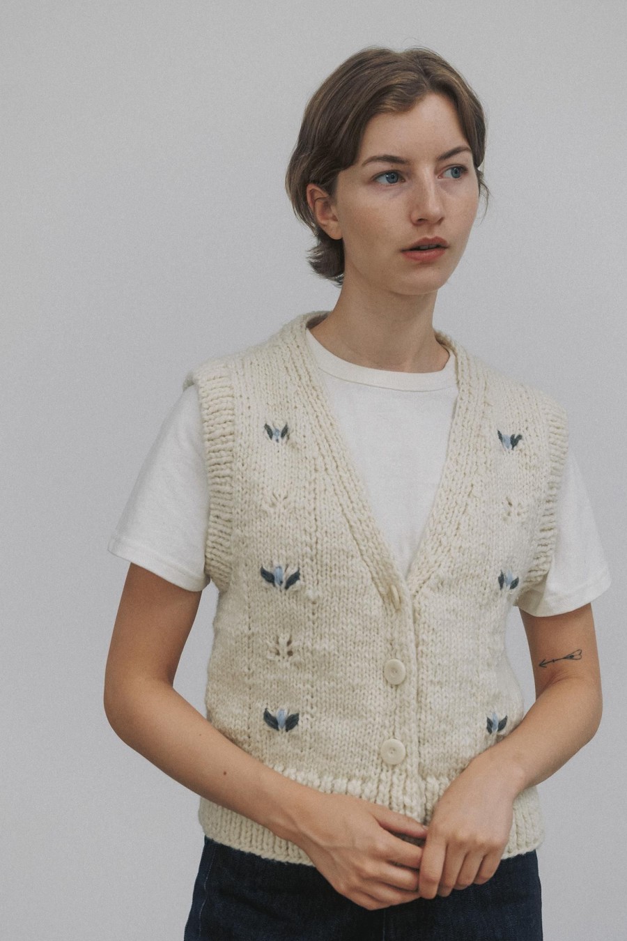 Exclusive Nothing written | 4Th / Handmade Vintage Vest (Cream)